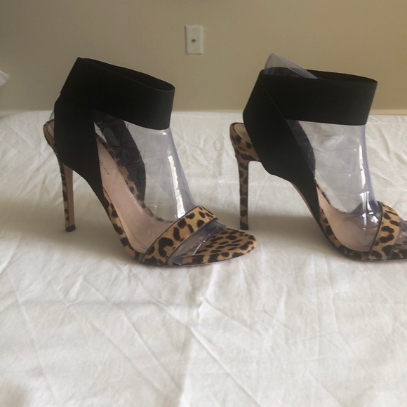 Gianvito Rossi Exotic Dionne Sandal - Picture 4 of 7